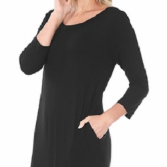 Black Maxi Dress 3/4 Sleeve - Tiered - Pockets - Relaxed - Loose fitting Maxi - Picture 6 of 6
